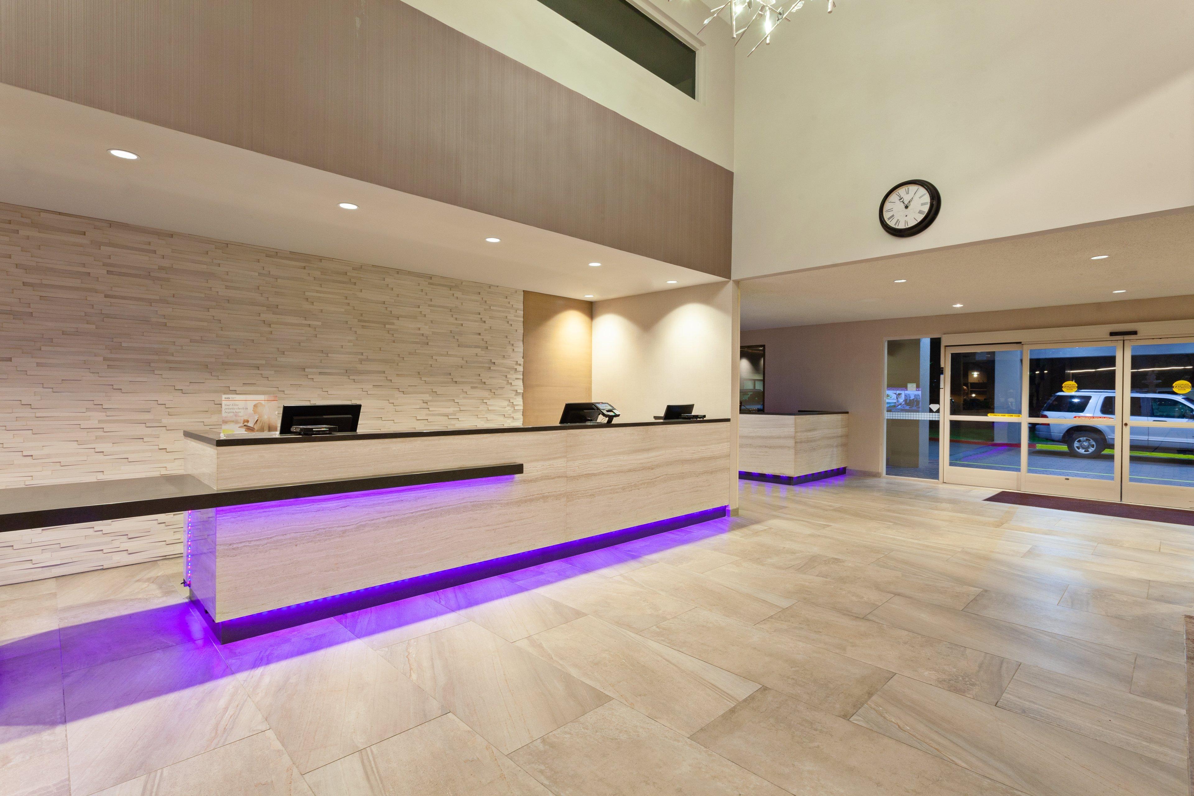 Crowne Plaza Silicon Valley North - Union City By Ihg Екстер'єр фото